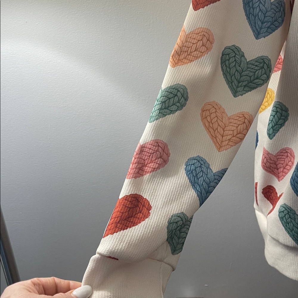 Colorful Heart Patterned Top - Picture 2 of 9